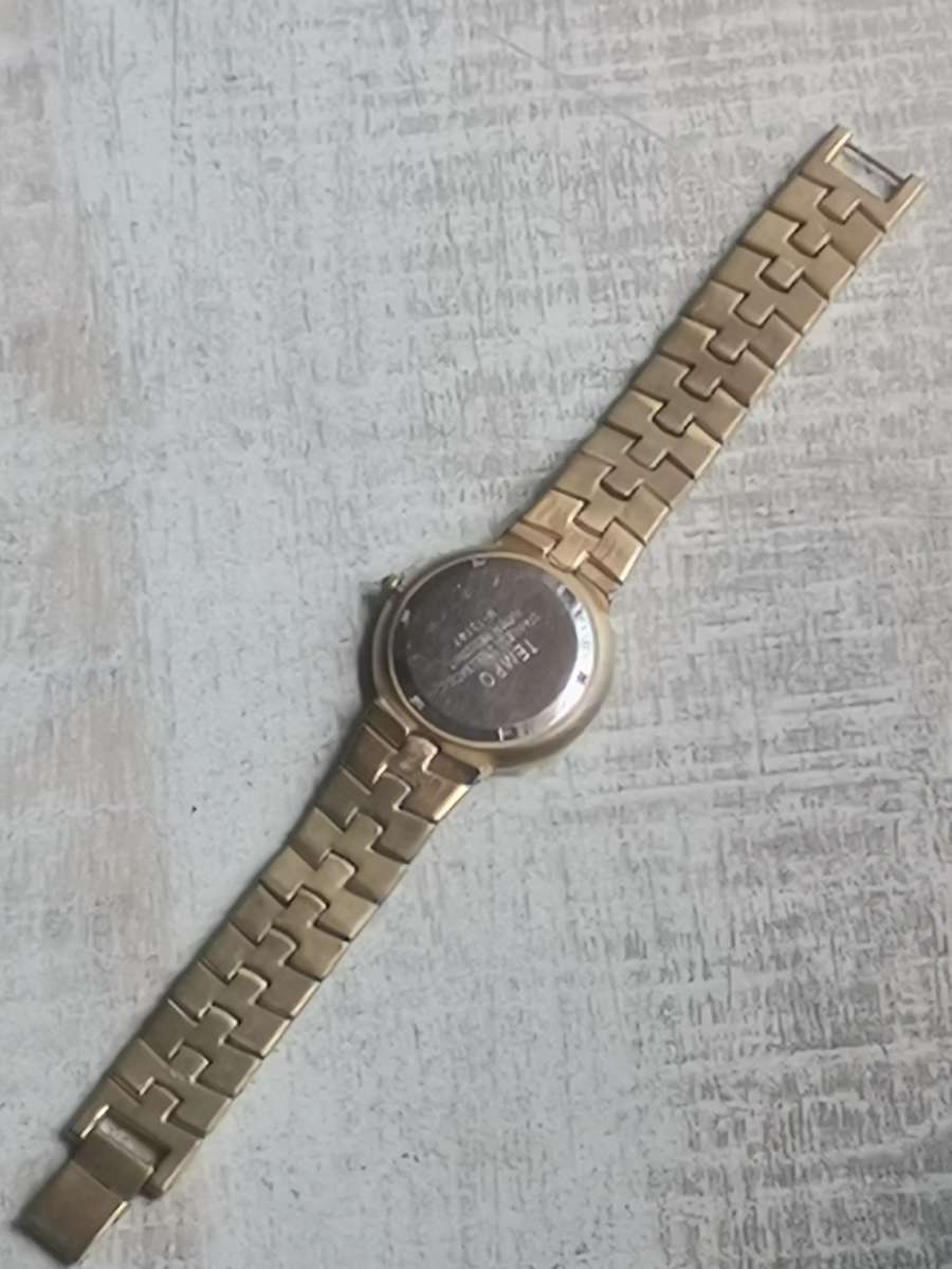 STUNNING MENS GOLD TEMPO WATCH IN EXCELLENT WORKING CONDITION