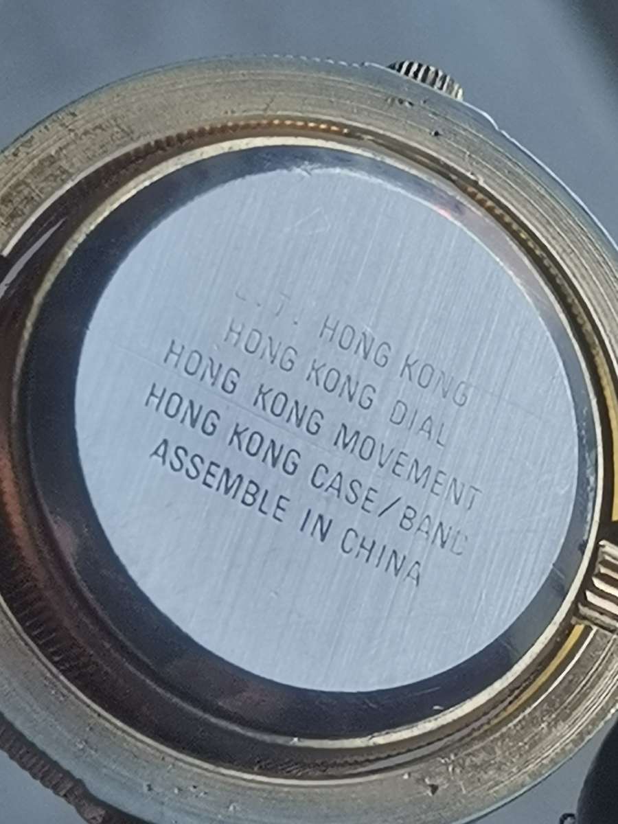 STUNNING LADIES WATCH SET BOTH IN EXCELLENT WORKING CONDITION - BIDDING FOR BOTH