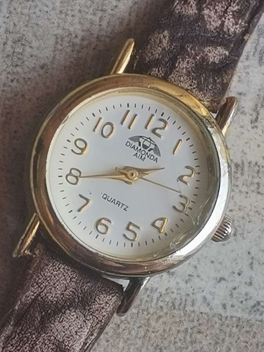 5 x LADIES QUARTZ WATCHES ALL IN EXCELLENT WORKING CONDITION