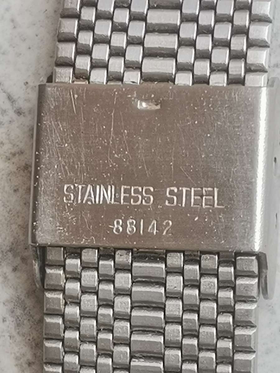 VINTAGE DELFIN EDOX MENS QUARTZ WATCH - UNTESTED SELLING AS IS