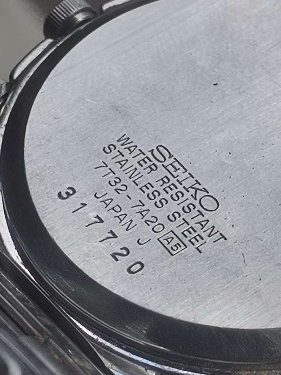 MENS SEIKO QUARTZ CHRONOGRAPH WATCH IN EXCELLENT WORKING CONDITION