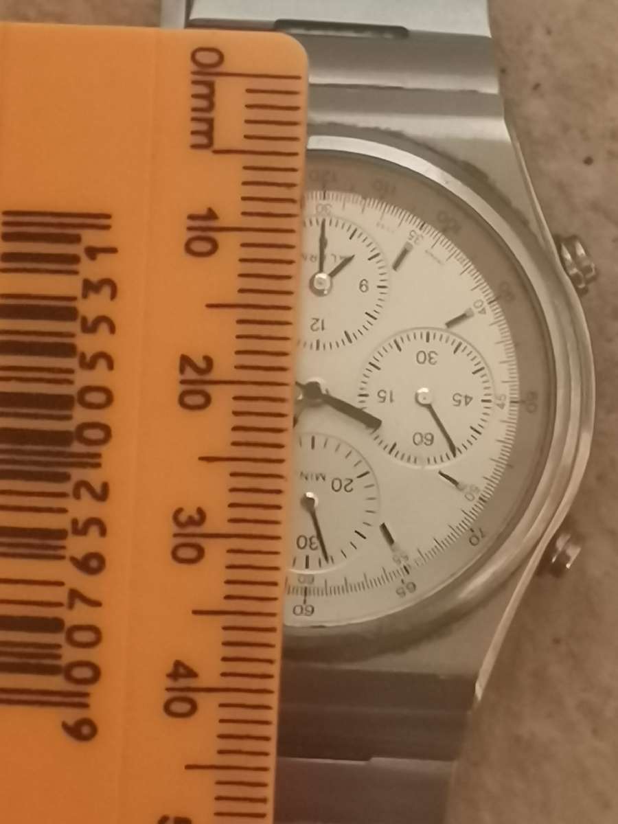 MENS SEIKO QUARTZ CHRONOGRAPH WATCH IN EXCELLENT WORKING CONDITION