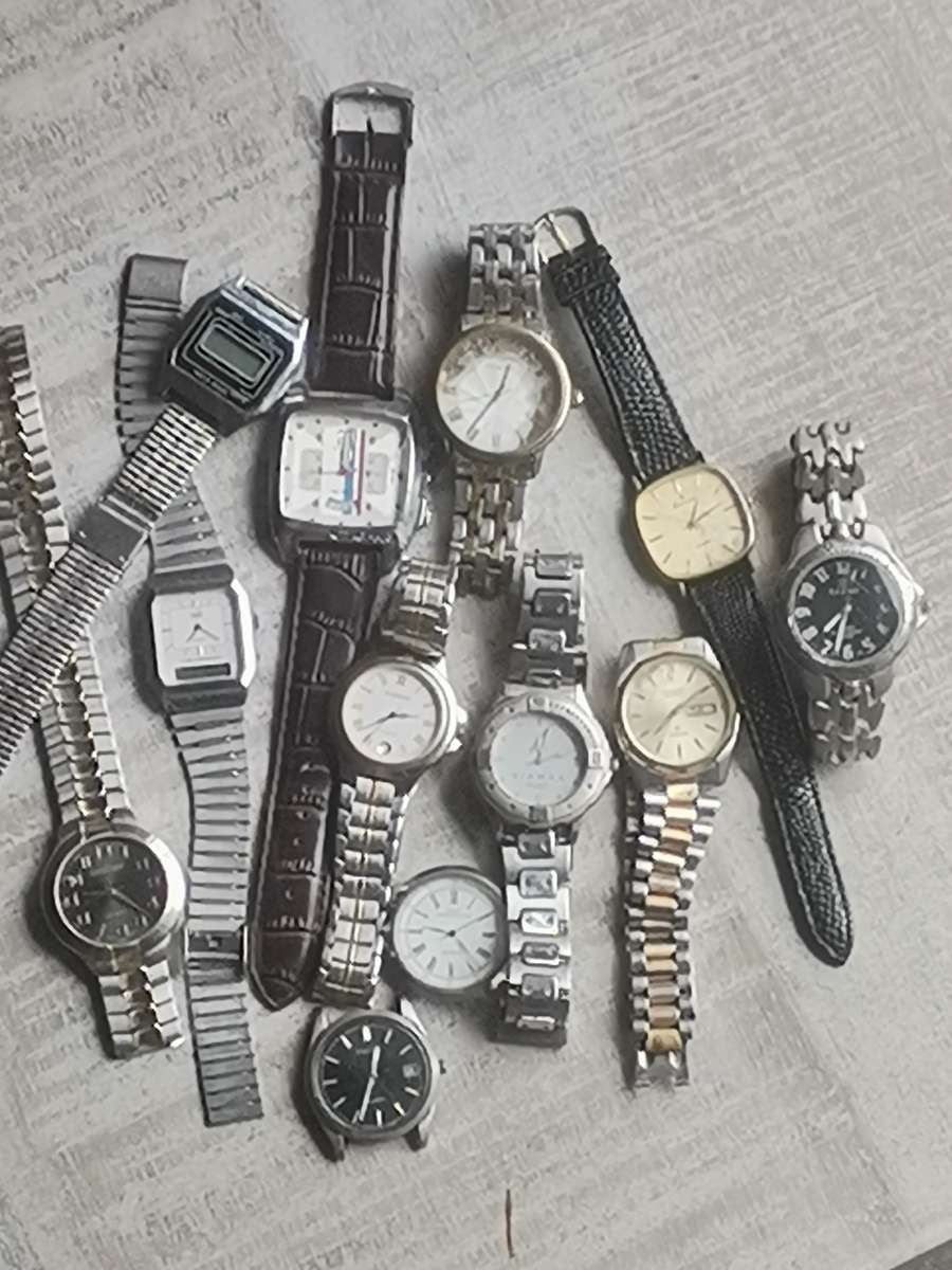 MENS BULK LOT WATCHES FOR SPARES OR REPAIRS - BIDDING FOR ALL 12 WATCHES