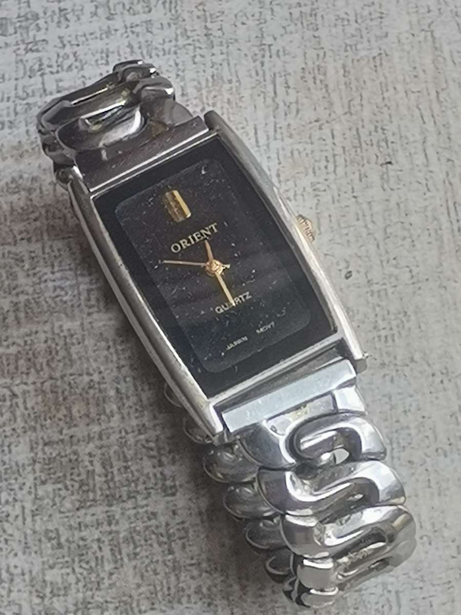LADIES STUNNING ORIENT WATCH IN EXCELLENT WORKING CONDITION