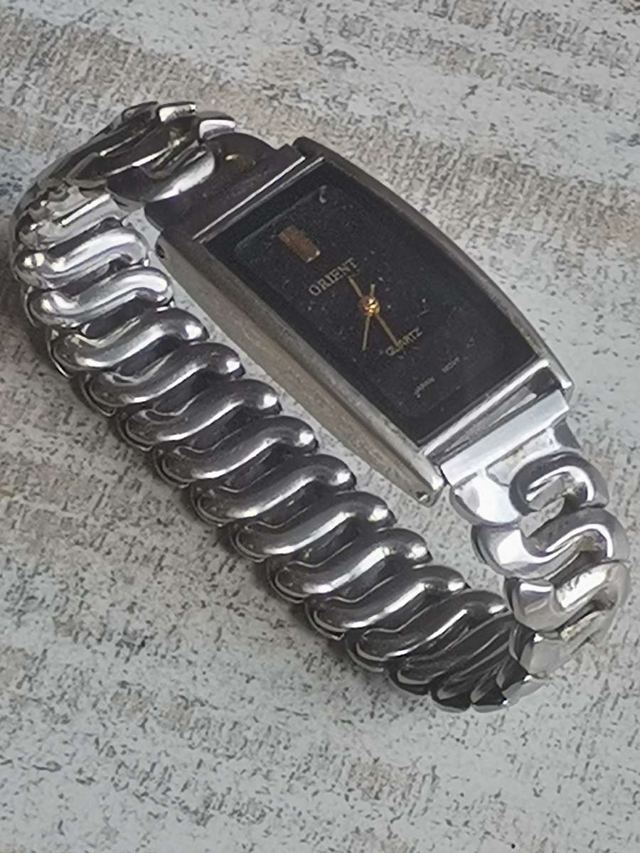 LADIES STUNNING ORIENT WATCH IN EXCELLENT WORKING CONDITION
