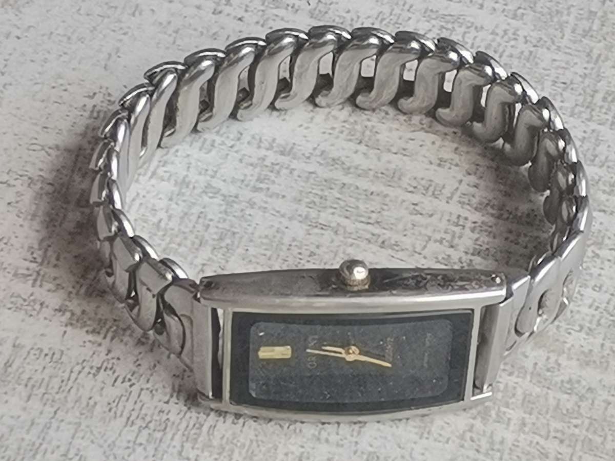 LADIES STUNNING ORIENT WATCH IN EXCELLENT WORKING CONDITION