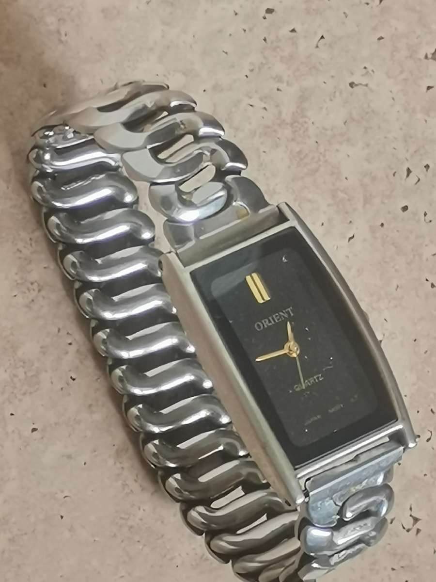 LADIES STUNNING ORIENT WATCH IN EXCELLENT WORKING CONDITION