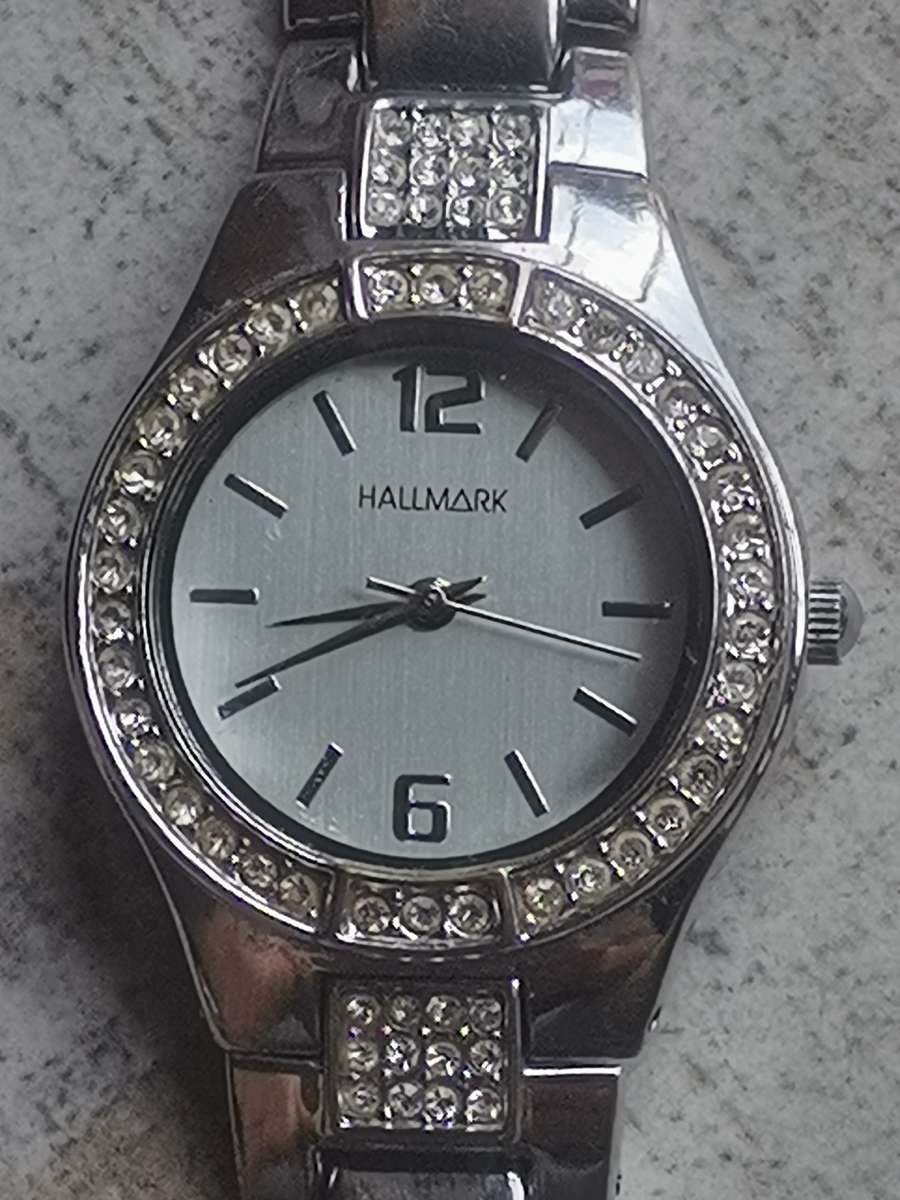 $$$BLACK FRIDAY$$$ ELEGANT LADIES HALLMARK WATCH IN EXCELLENT WORKING CONDITION