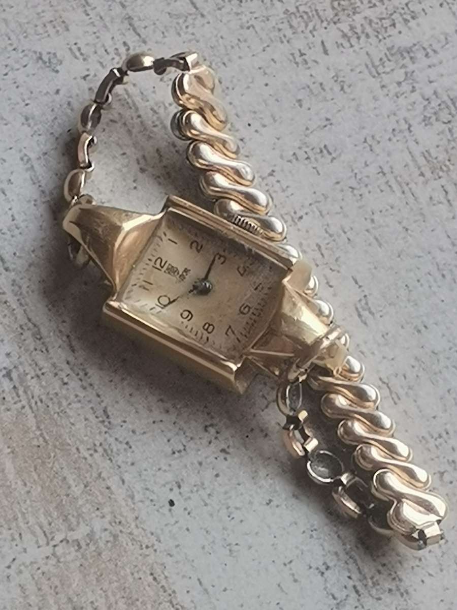 VINTAGE LADIES ROLEX  TUDOR GOLD WATCH - READ DESCRIPTION