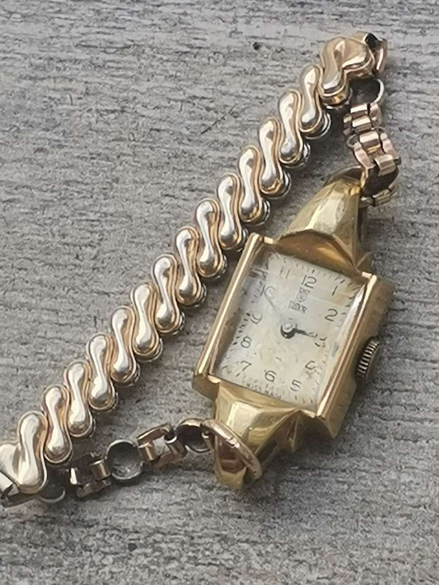 VINTAGE LADIES ROLEX  TUDOR GOLD WATCH - READ DESCRIPTION