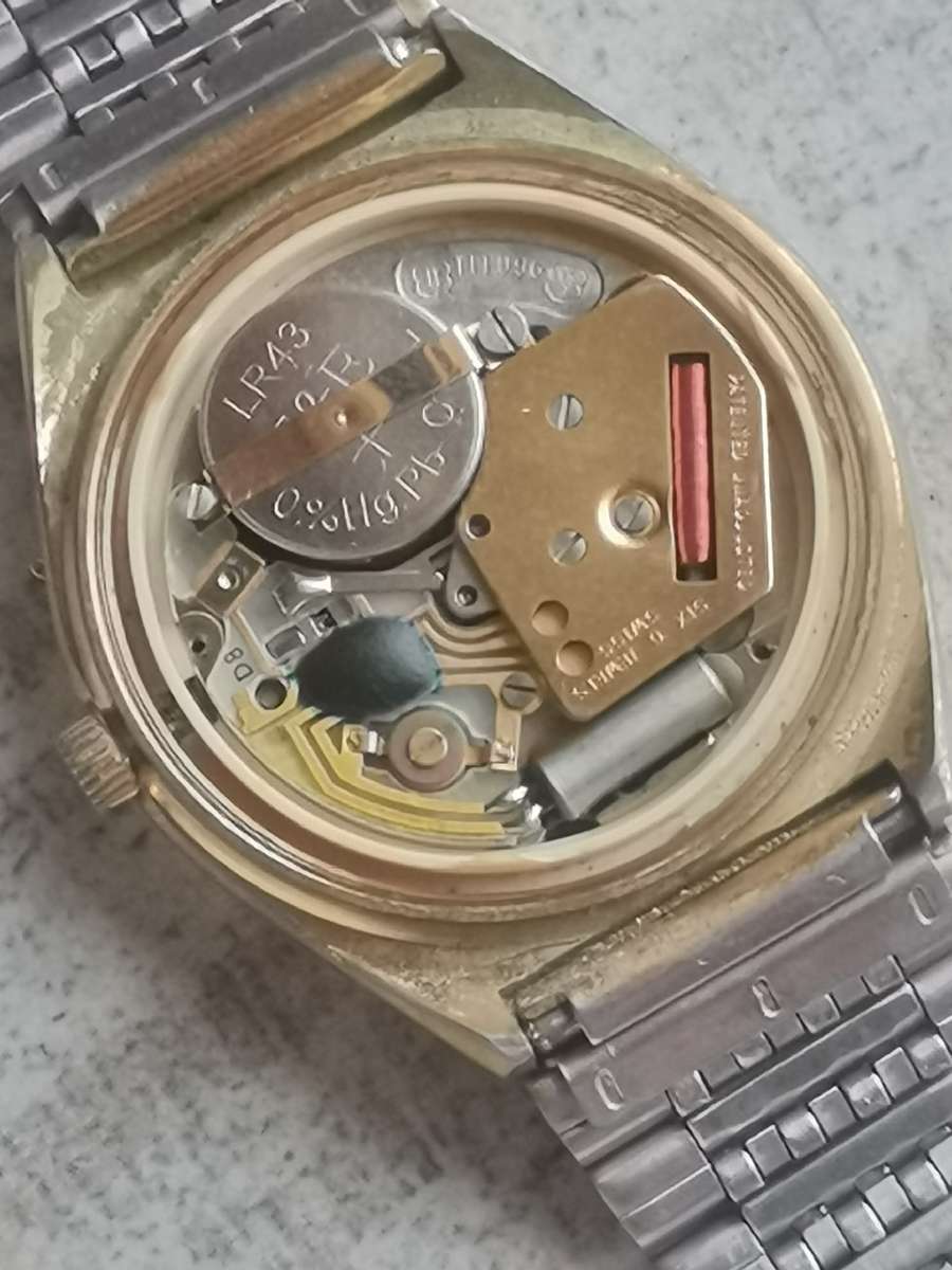 MENS ROTARY AVENGER VINTAGE WATCH - UNTESTED SELLING FOR SERVICE OR REPAIR