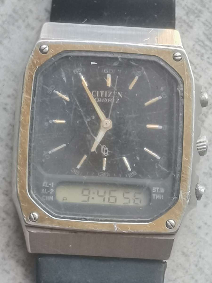 MENS CITIZEN ANALOG/DIGITAL WATCH - ALL WORKS BUT CROWN IS LOOSE