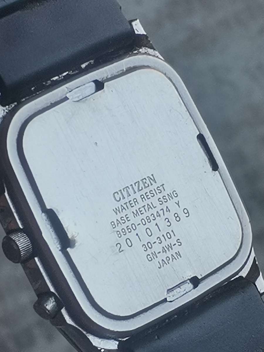 MENS CITIZEN ANALOG/DIGITAL WATCH - ALL WORKS BUT CROWN IS LOOSE