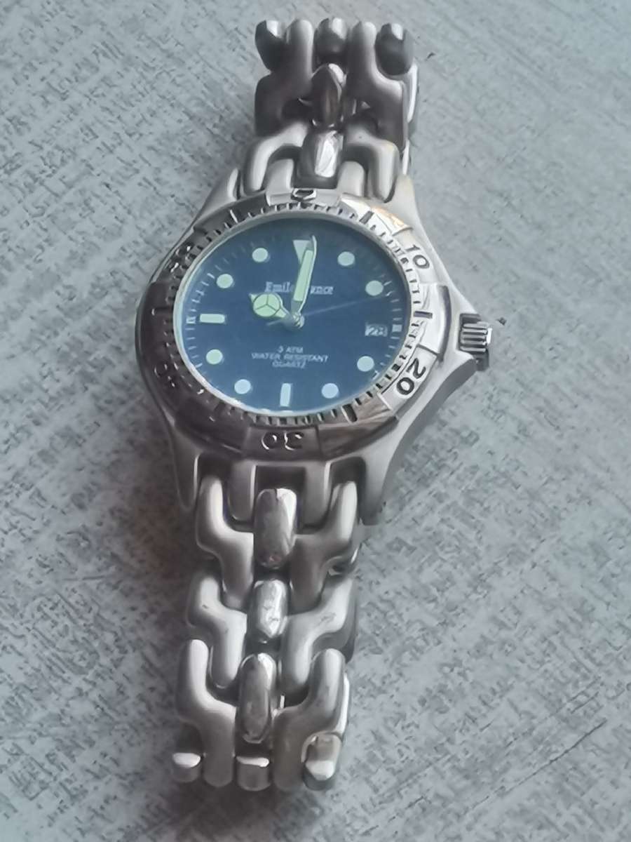 $$$BLACK FRIDAY$$$ MENS EMILE FRANCE STAINLESS STEEL WATCH IN EXCELLENT WORKING CONDITION