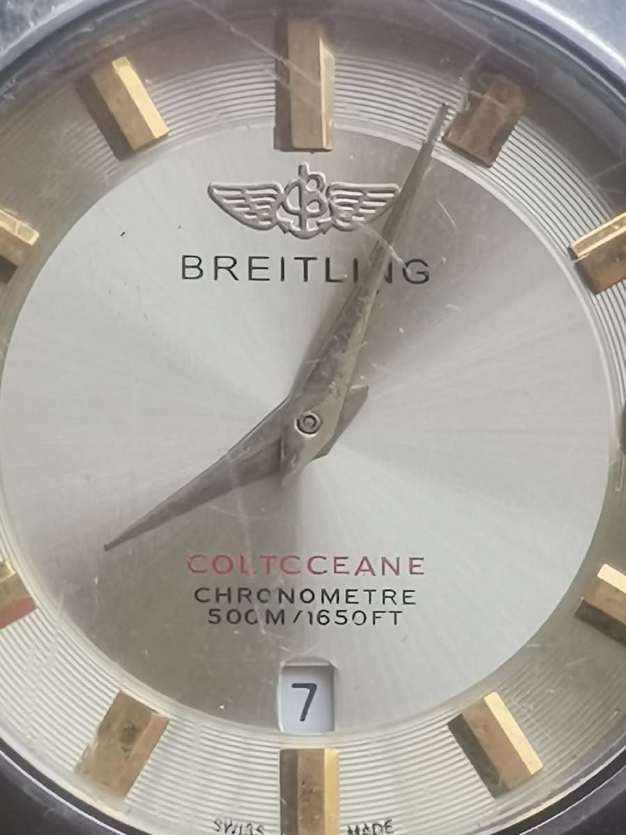 MENS WATCH IN EXCELLENT WORKING CONDITION - PLEASE READ DESCRIPTION