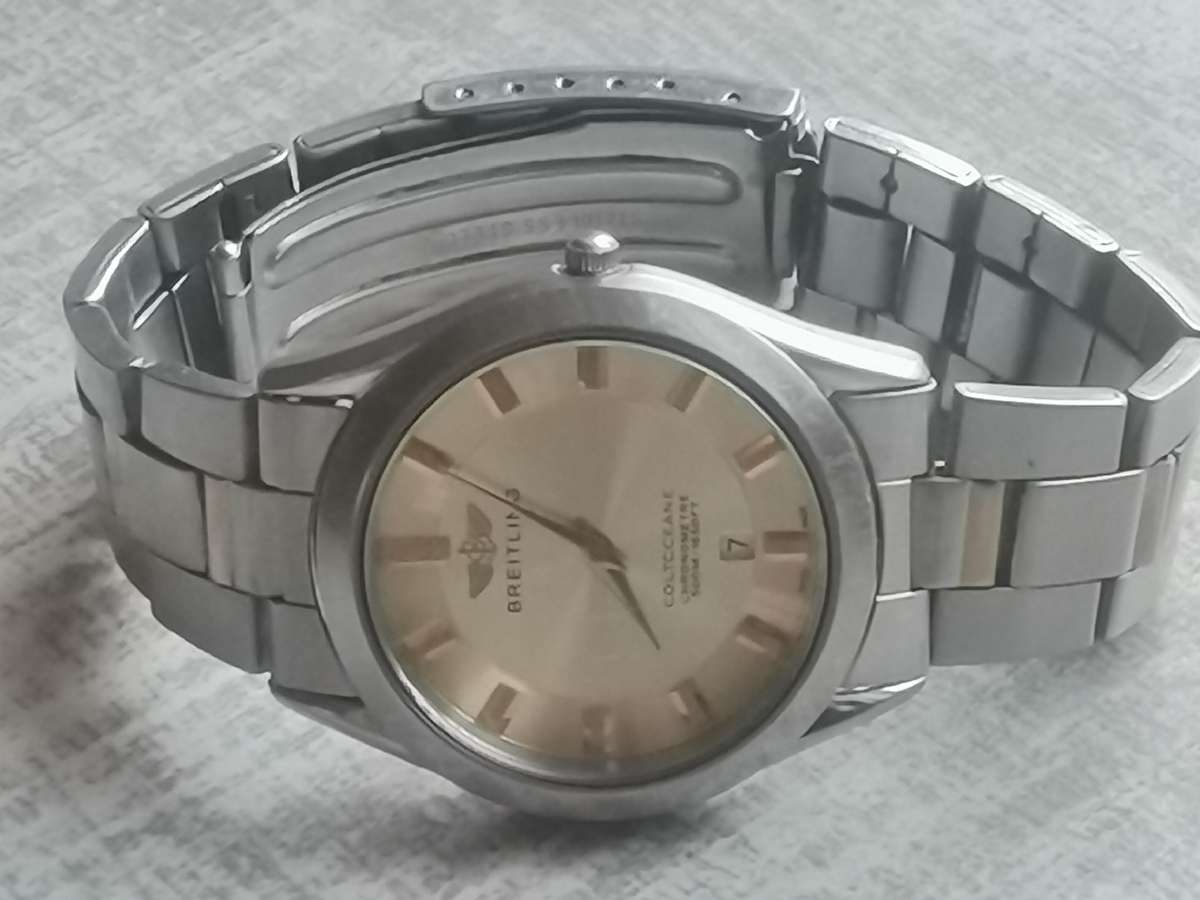 MENS WATCH IN EXCELLENT WORKING CONDITION - PLEASE READ DESCRIPTION