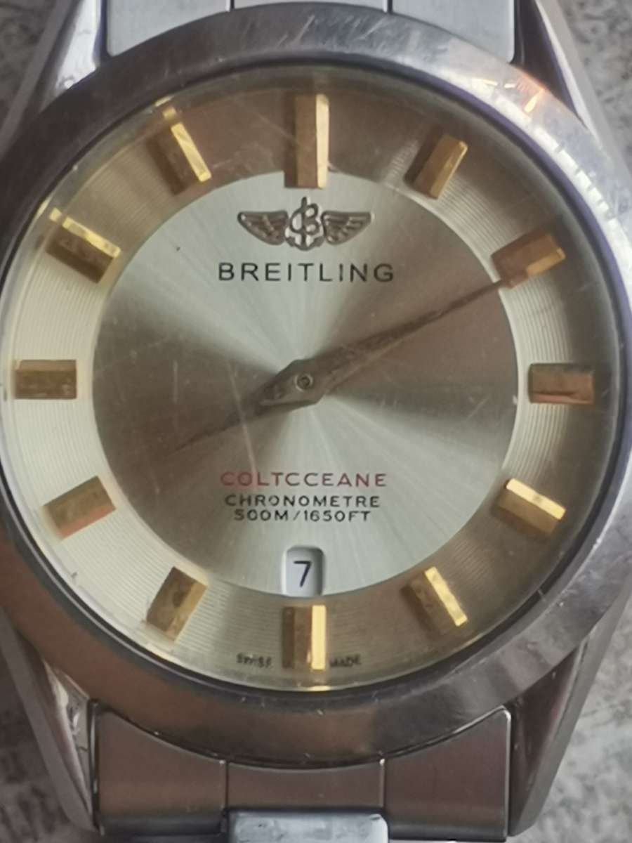 MENS WATCH IN EXCELLENT WORKING CONDITION - PLEASE READ DESCRIPTION