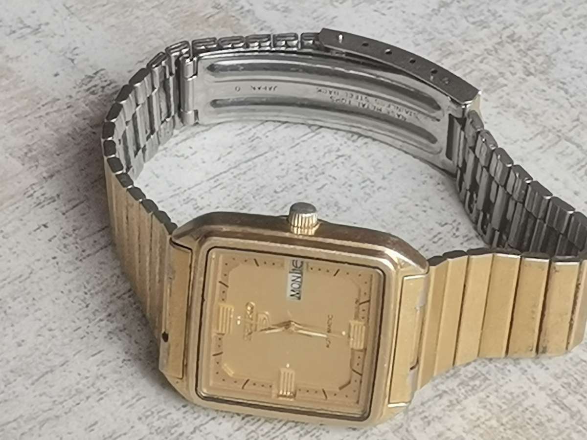 MENS SEIKO 5 AUTOMATIC GOLD WATCH - READ DESCRIPTION
