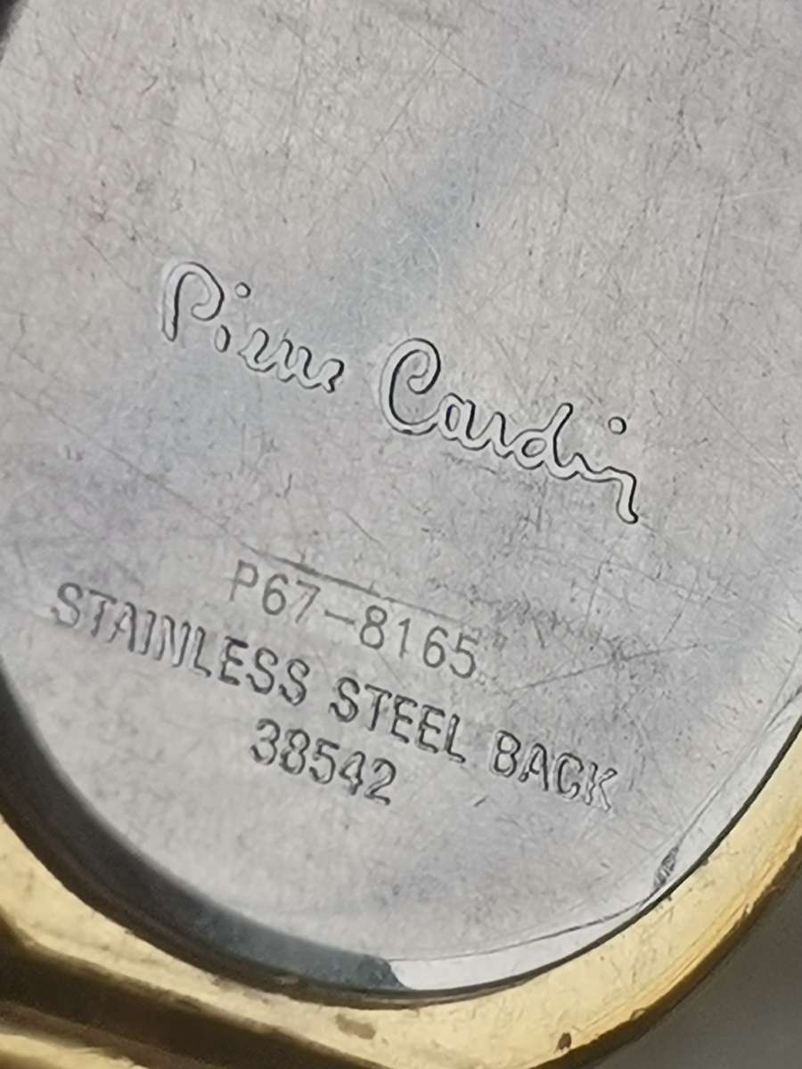 LADIES STUNNING AND ELEGANT PIERRE CARDIN GOLD SWISS WATCH IN EXCELLENT WORKING CONDITION