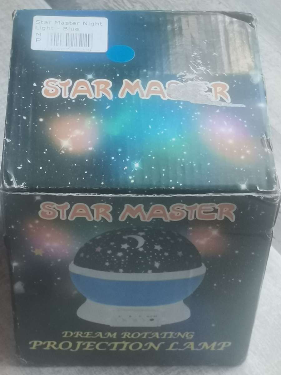 STAR MASTER ROTATING NIGHT LAMP NEW IN BOX