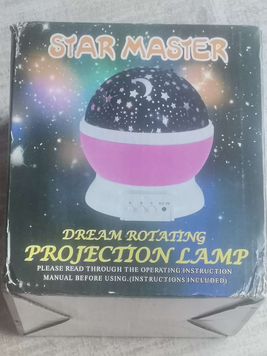STAR MASTER ROTATING NIGHT LAMP NEW IN BOX