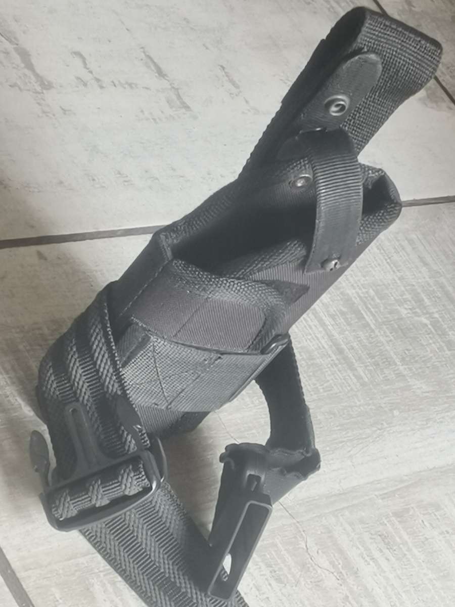 OUTDOOR TACTICAL PISTOL HOLSTER