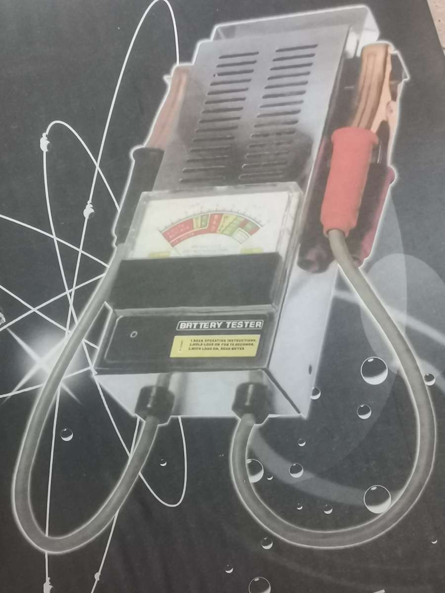 6 AND 12 VOLT CAR BATTERY TESTER - BRAND NEW IN BOX