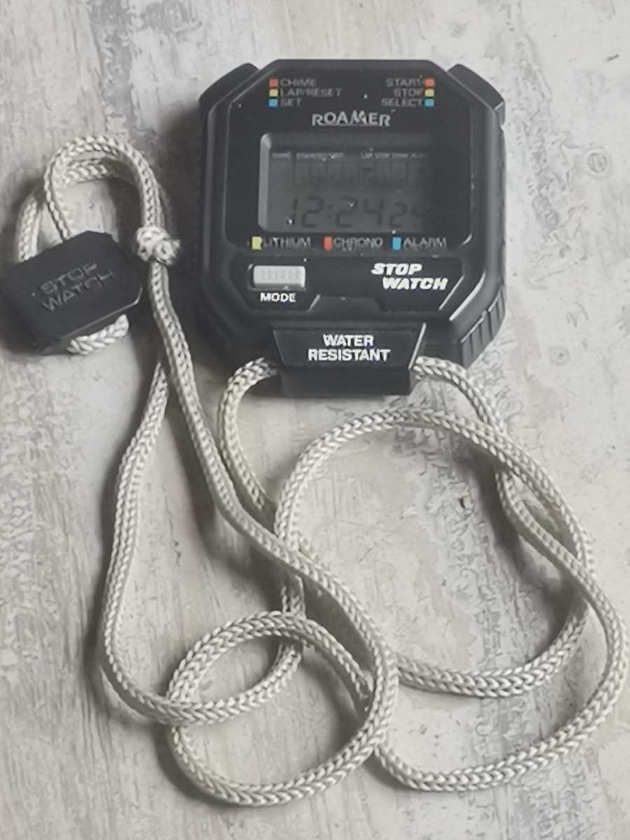 HUGE 73MM ROAMER STOPWATCH IN EXCELLENT WORKING CONDITION