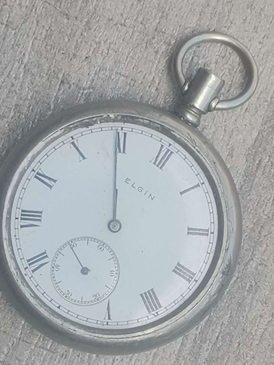 VINTAGE ELGIN POCKET WATCH - WORKS BUT NO CROWN