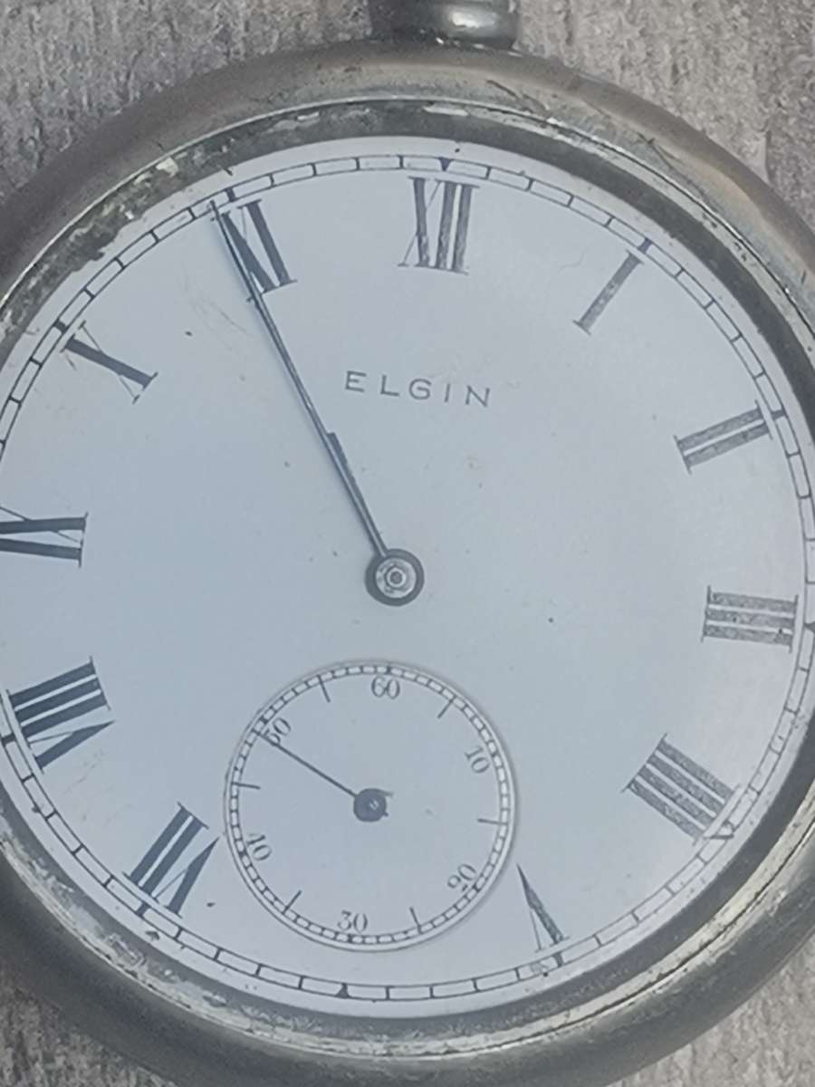 VINTAGE ELGIN POCKET WATCH - WORKS BUT NO CROWN
