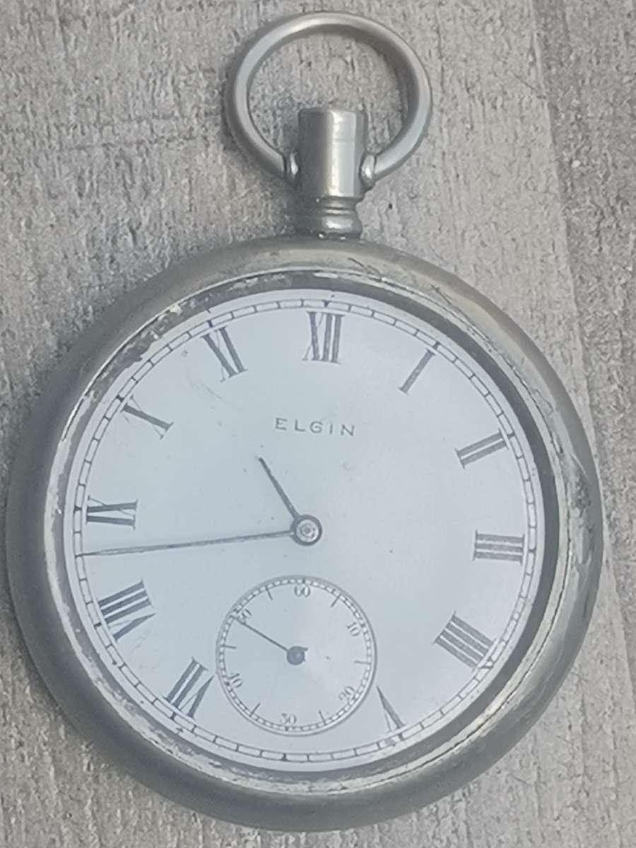 VINTAGE ELGIN POCKET WATCH - WORKS BUT NO CROWN