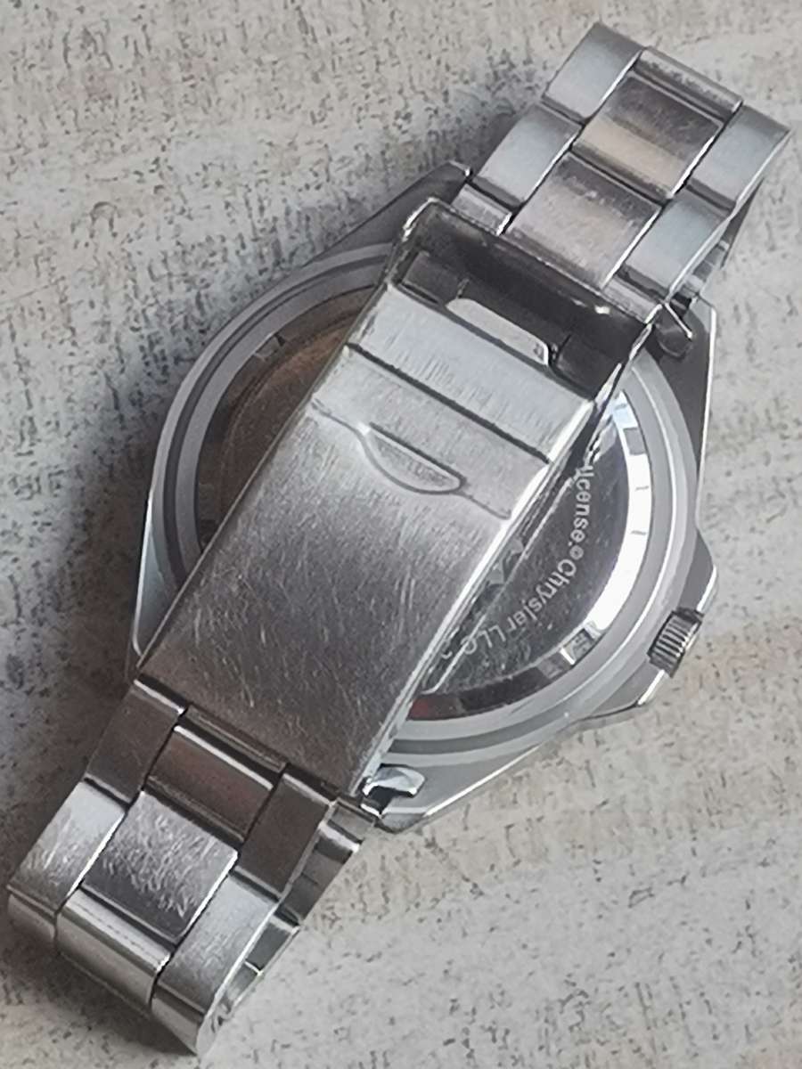 MENS JEEP WATCH WITH HUGE 40MM DIAL IN EXCELLENT WORKING CONDITION