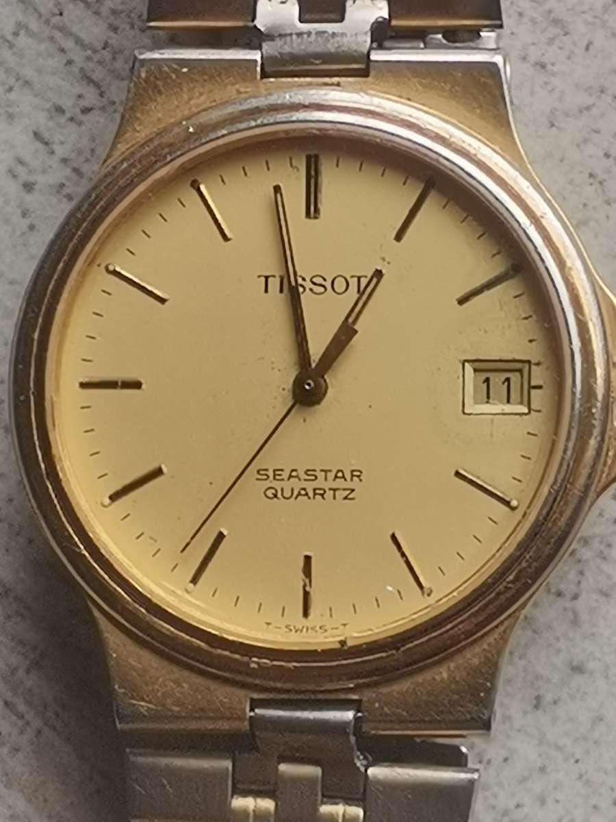 MENS TISSOT SEASTAR SWISS QUARTZ WATCH - UNTESTED SELLING FOR SPARES OR REPAIRS