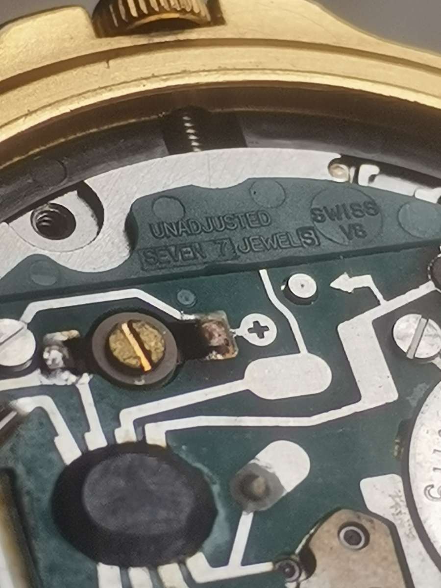 MENS TISSOT SEASTAR SWISS QUARTZ WATCH - UNTESTED SELLING FOR SPARES OR REPAIRS