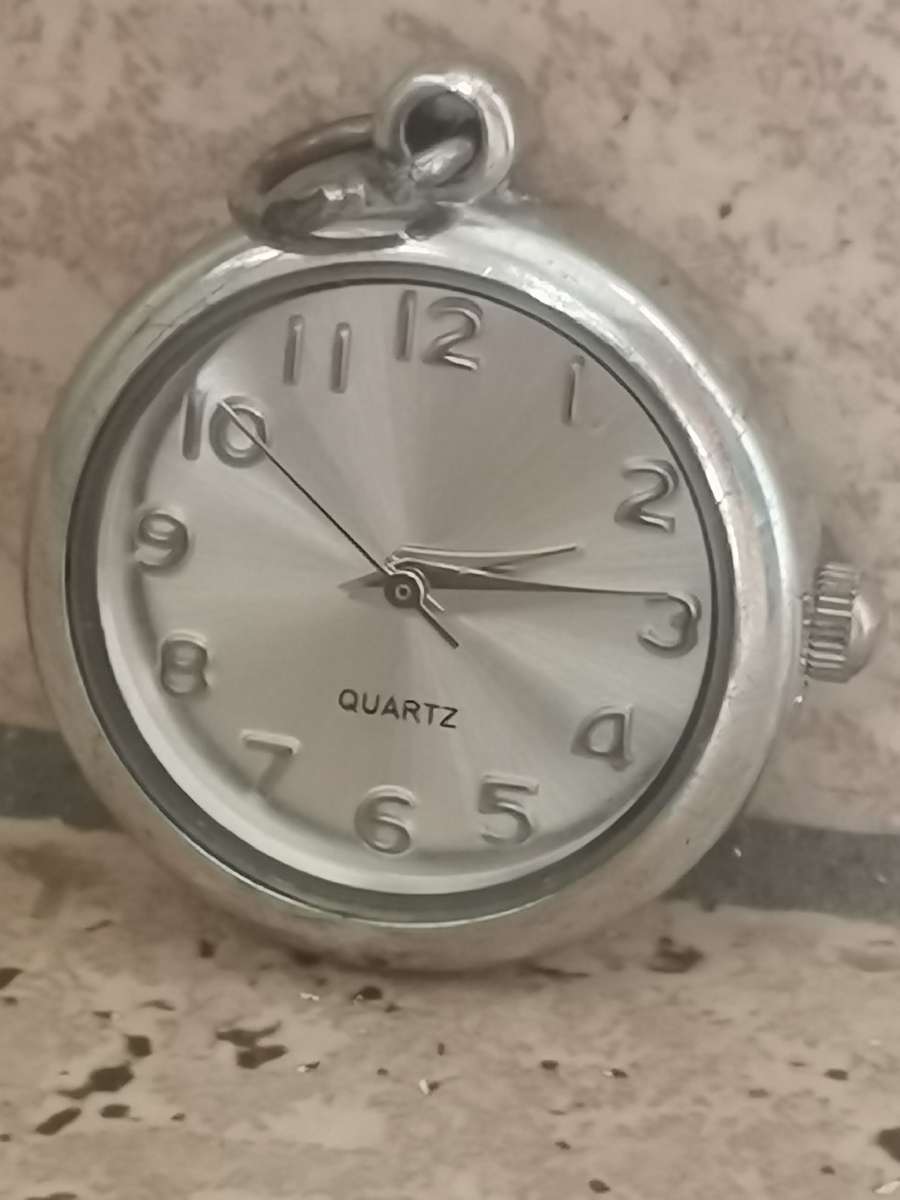 ELEGANT LADIES WATCH PENDANT SET IN EXCELLENT WORKING CONDITION - BIDDING FOR BOTH