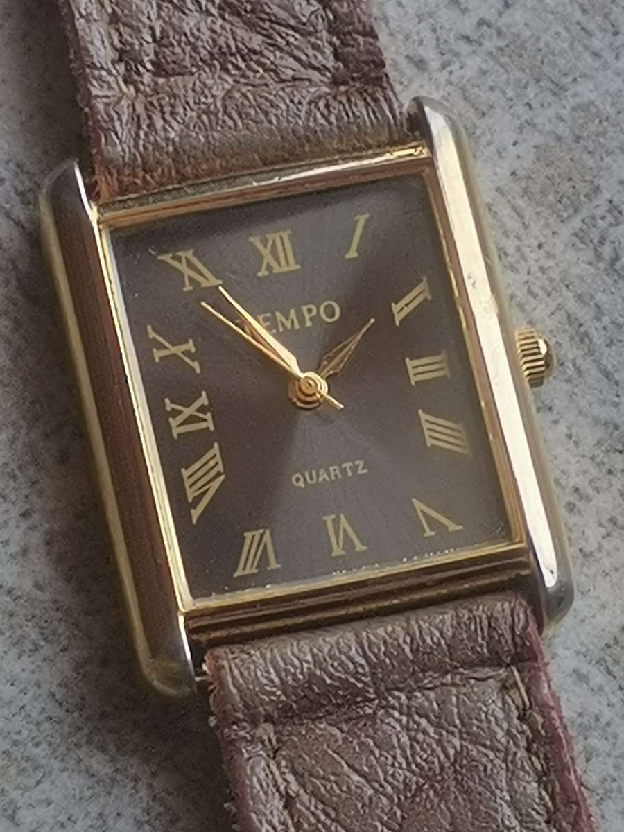 STUNNING LADIES TEMPO GOLD PLATED WATCH IN EXCELLENT WORKING CONDITION