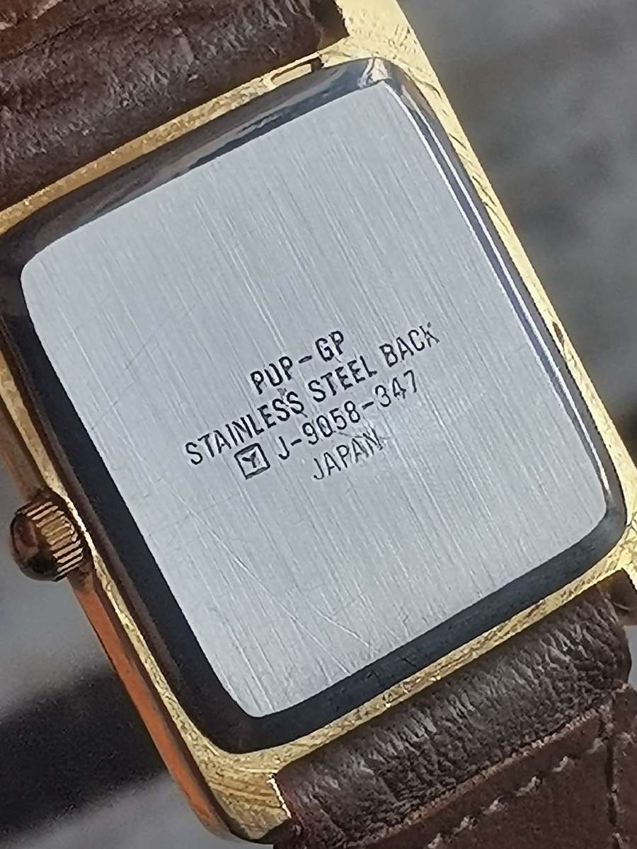 STUNNING LADIES TEMPO GOLD PLATED WATCH IN EXCELLENT WORKING CONDITION