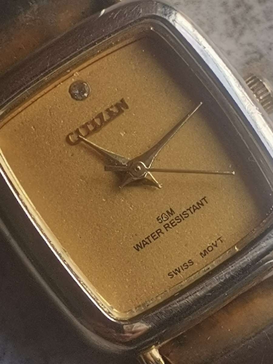 STUNNING LADIES CITIZEN WATCH IN EXCELLENT WORKING CONDITION