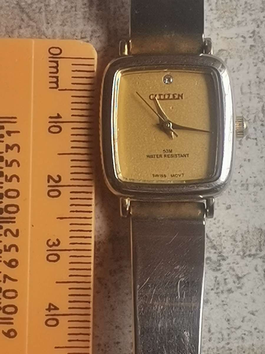 STUNNING LADIES CITIZEN WATCH IN EXCELLENT WORKING CONDITION