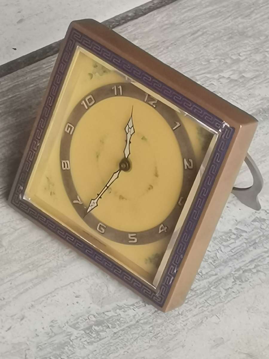 VINTAGE KIENZLE 8 DAY DESK CLOCK IN EXCELLENT WORKING CONDITION