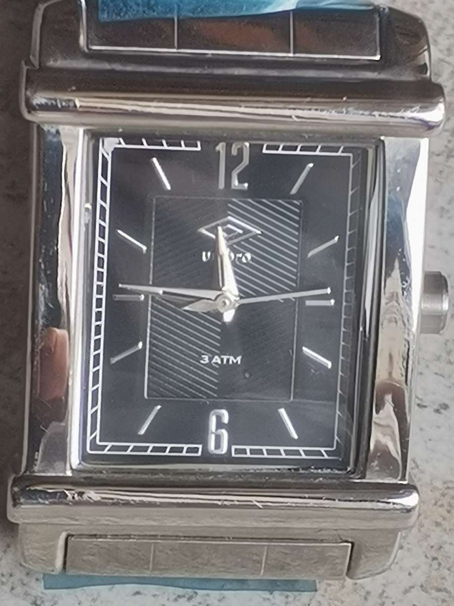 MENS UMBRO WATCH IN EXCELLENT WORKING CONDITION