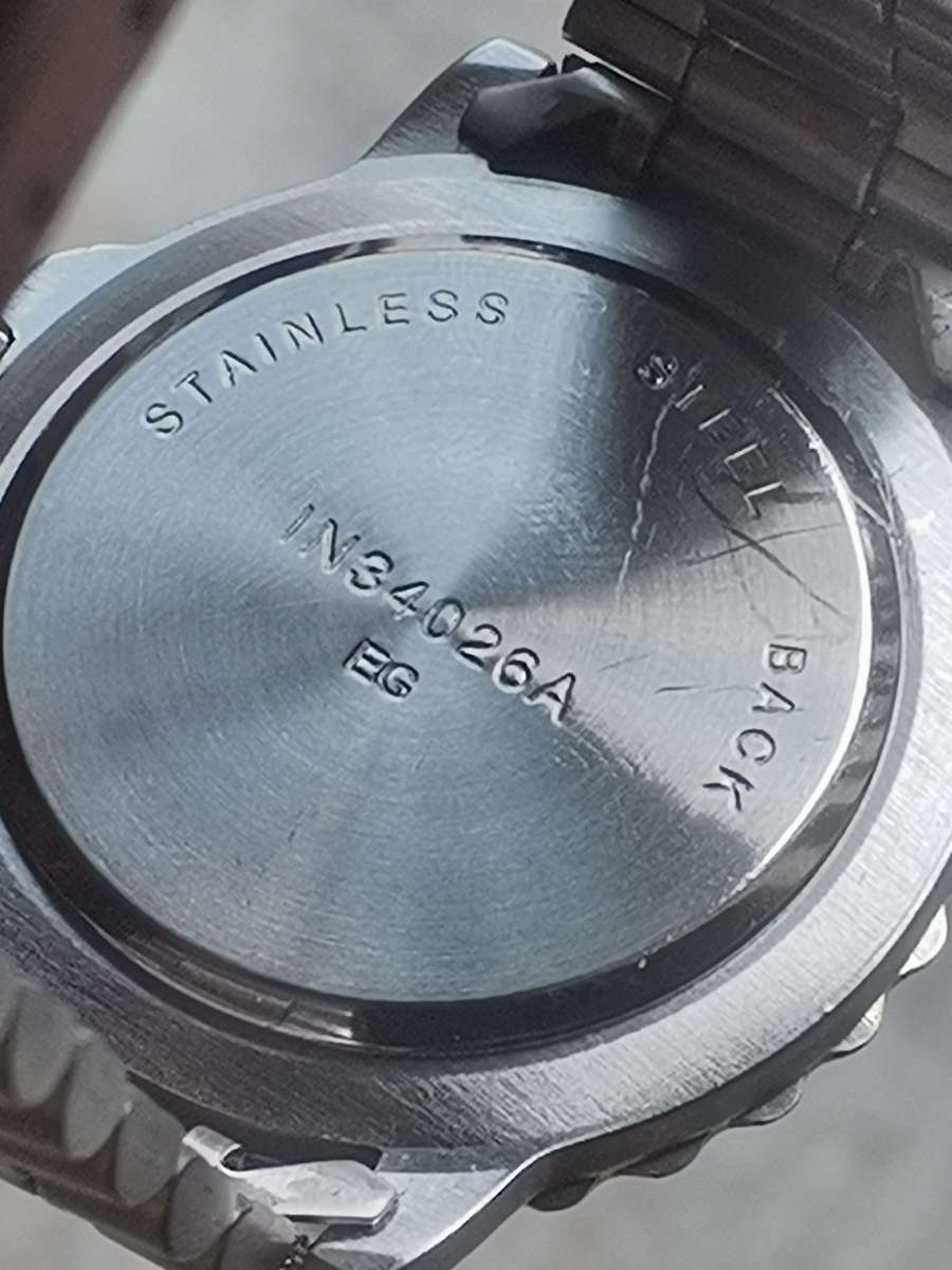 INGERSOL MENS WATCH WITH ROTATING BEZEL IN EXCELLENT WORKING CONDITION