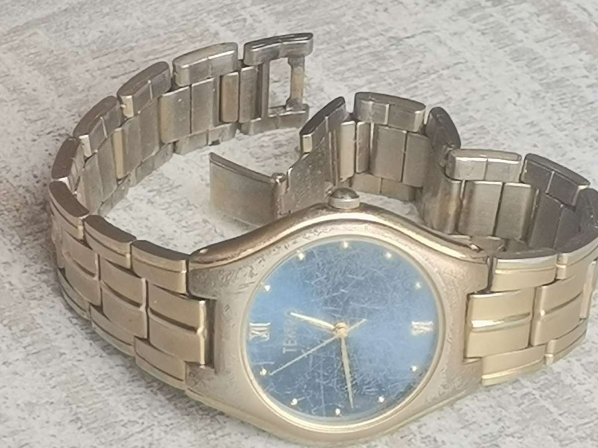 MENS TEMPO WATCH IN EXCELLENT WORKING CONDITION