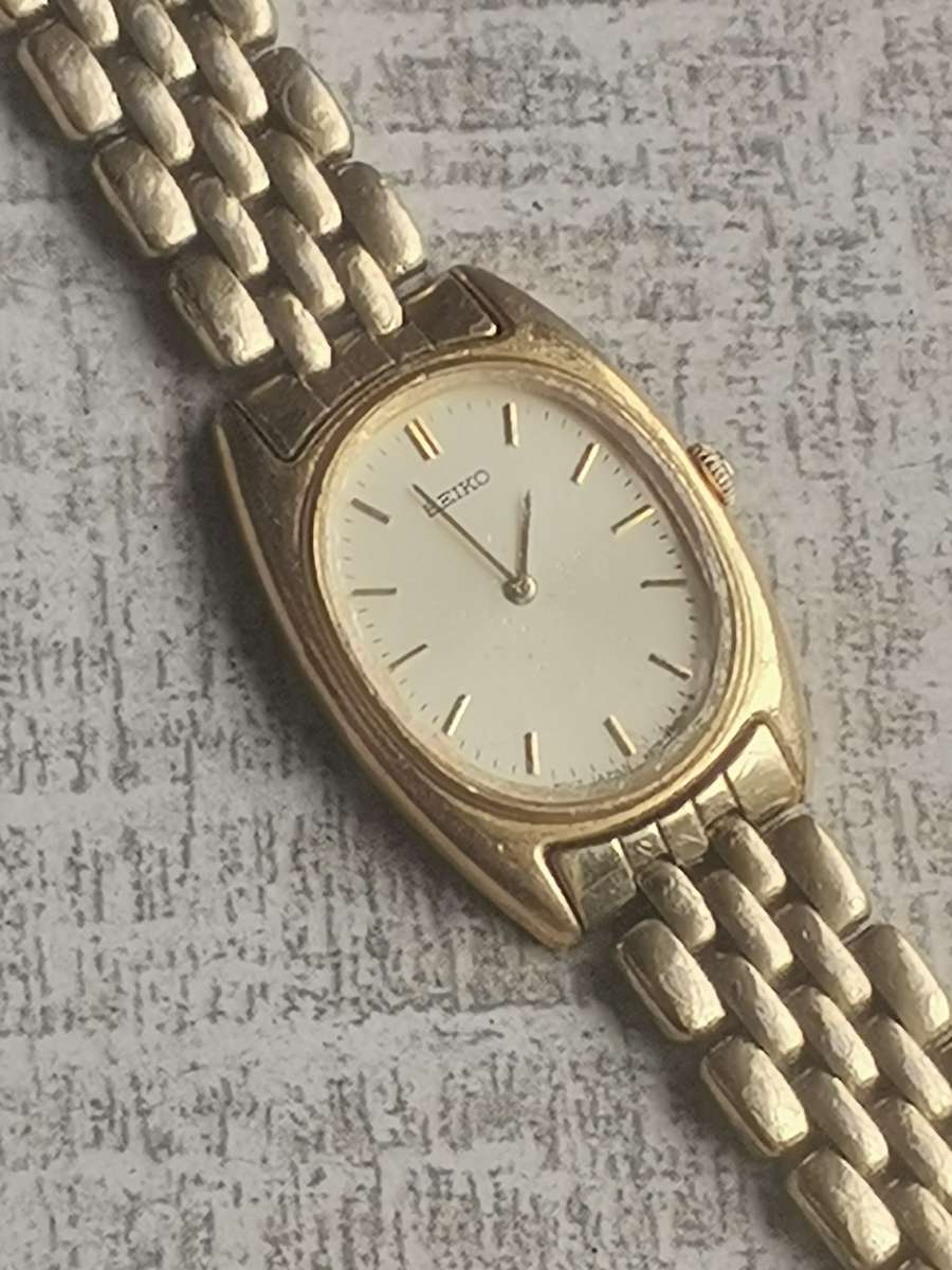 STUNNING LADIES SEIKO GOLD PLATED WATCH IN EXCELLENT WORKING CONDITION