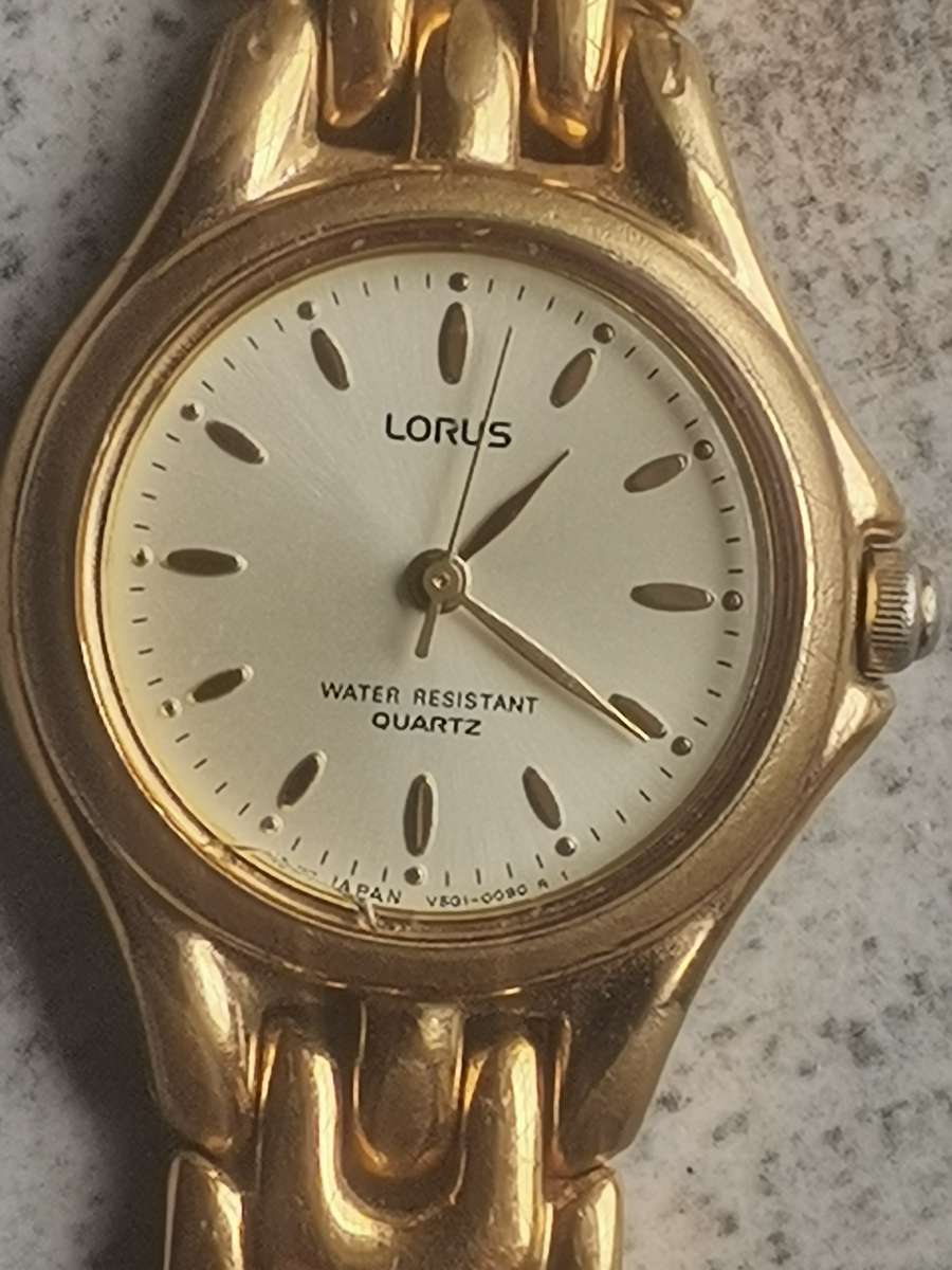 LADIES LORUS GOLD PLATED WATCH IN EXCELLENT WORKING CONDITION