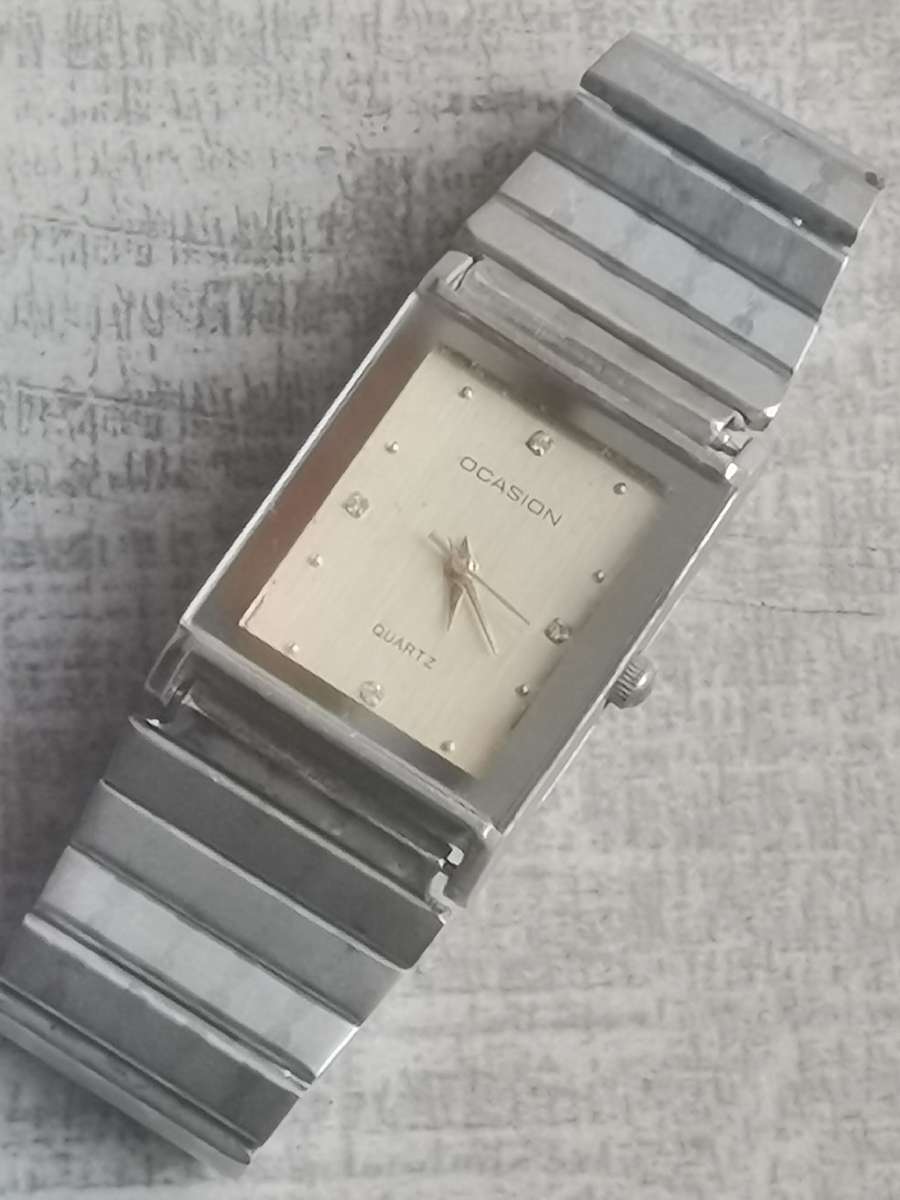 VINTAGE MENS OCCASION WATCH IN EXCELLENT WORKING CONDITION