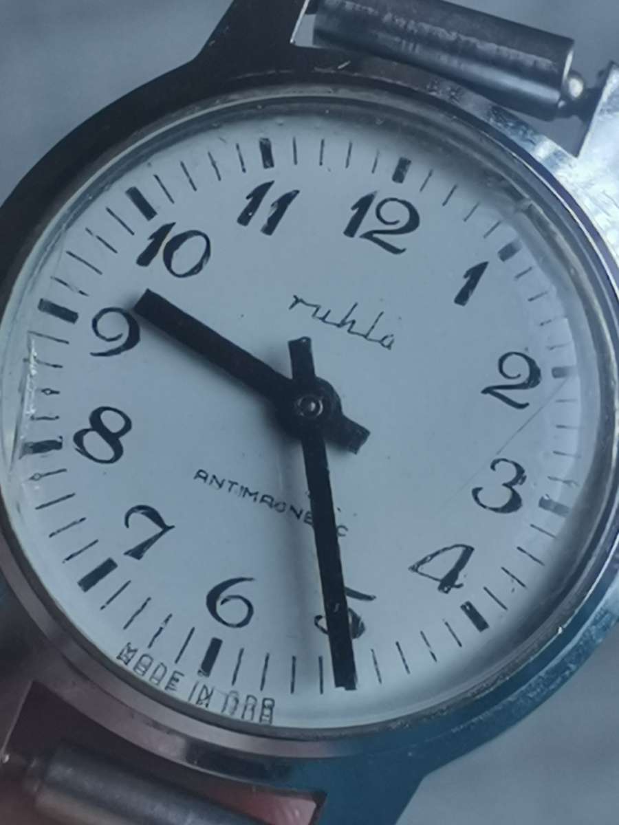 LADIES RUHLA GERMAN MADE WATCH IN WORKING CONDITION