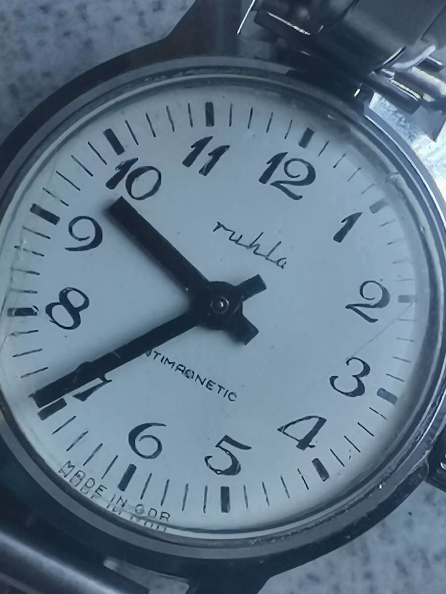 LADIES RUHLA GERMAN MADE WATCH IN WORKING CONDITION