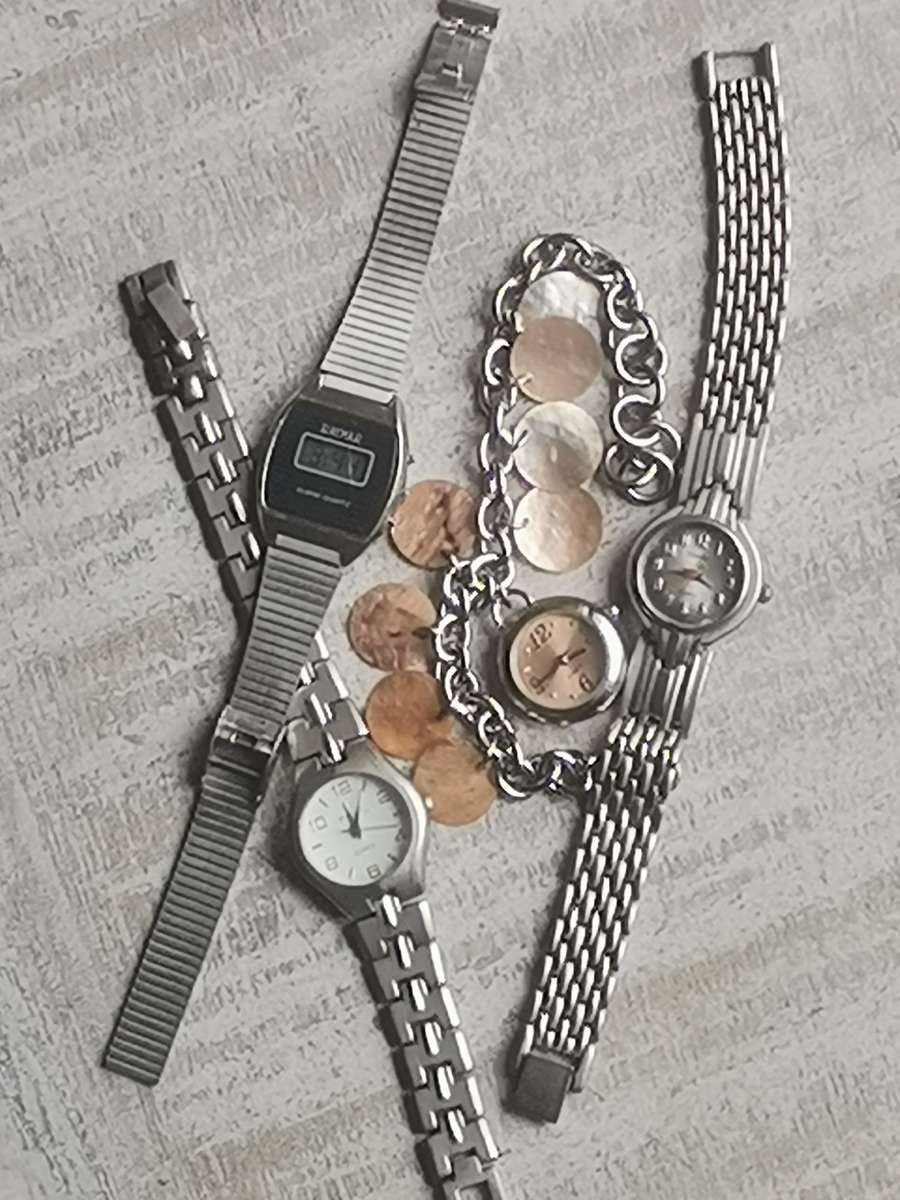 LADIES WATCHES ALL IN EXCELLENT WORKING CONDITION - WINNER TAKES ALL 4