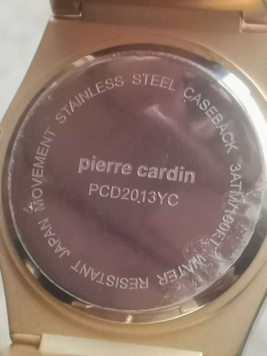 MENS PIERRE CARDIN DIAMOND WATCH IN EXCELLENT WORKING CONDITION